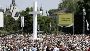„Confiants, courageux, forts“ – Kirchentag 2025 à Hanovre